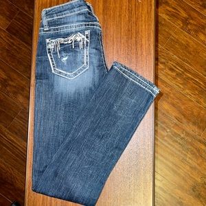 Women’s Buckle Daytrip Leo Straight leg jeans size 25R